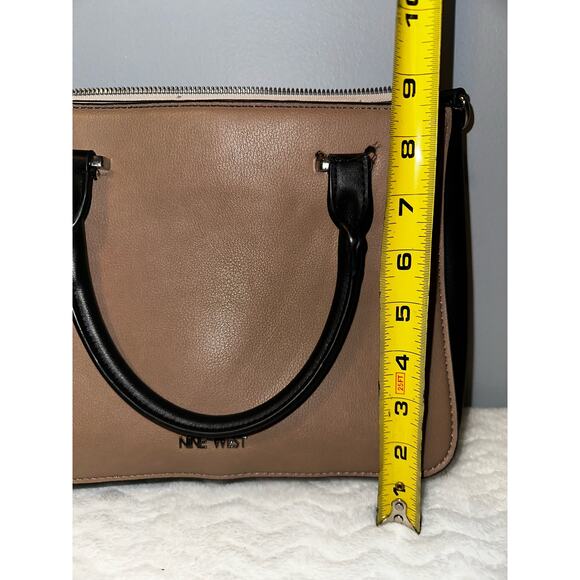 Nine West Kameron Satchel Purse Bag 3 Compartment Zip Closure No Shoulder Strap - Picture 7 of 8